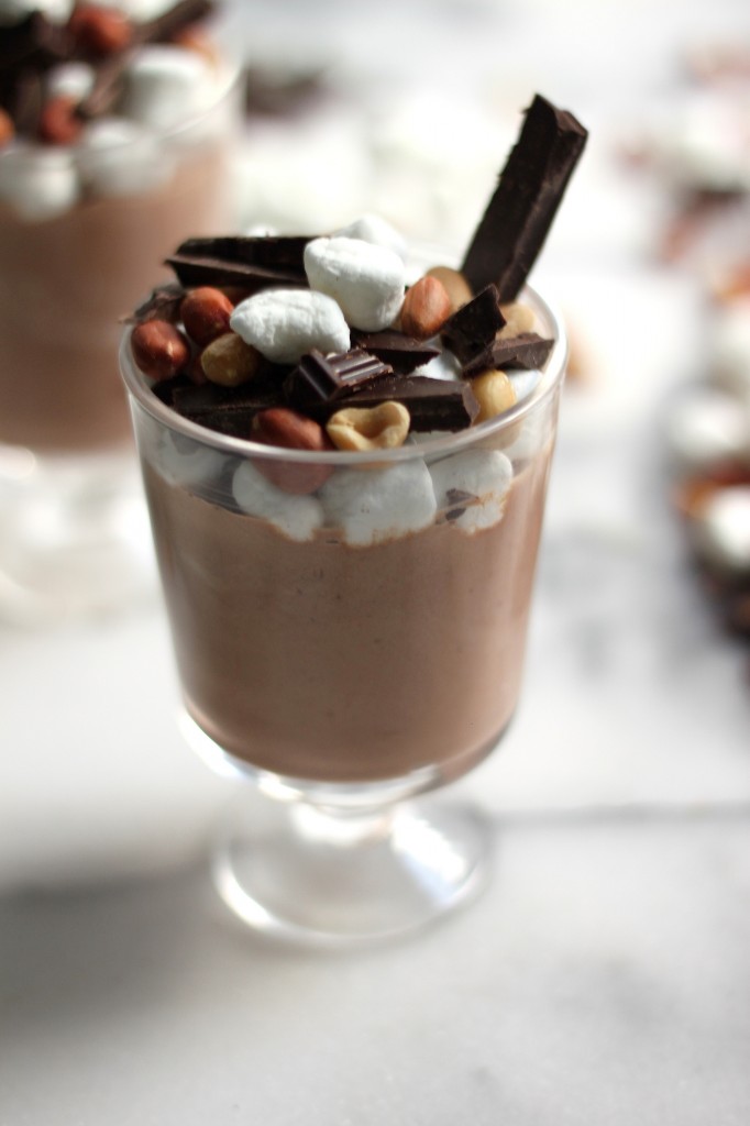 (5 Ingredient // 5 Minute!) Nutella Greek Yogurt Rocky Road Parfaits