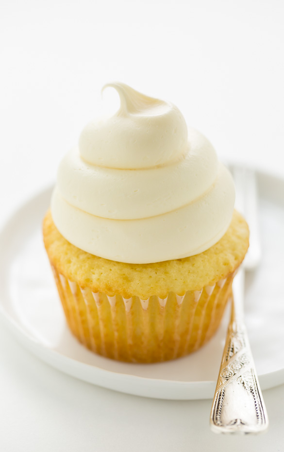 Classic Vanilla Mini Cupcakes