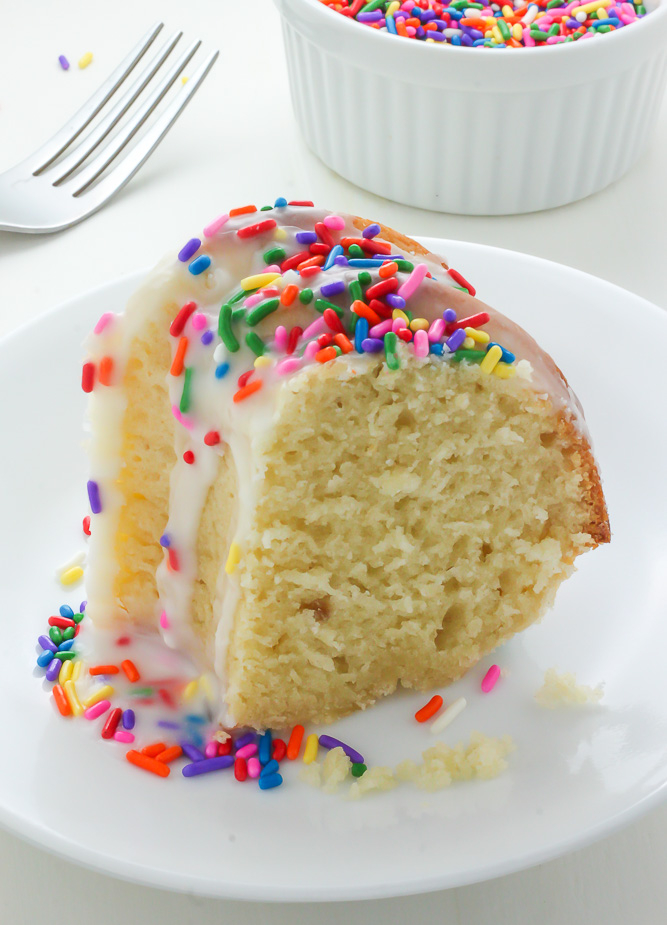 Moist Vanilla Bundt Cake Recipe