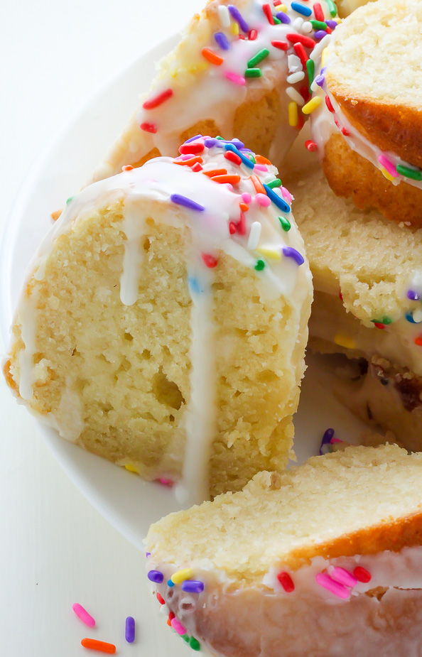 Easy and Moist Vanilla Bundt Cake - Frosting and Fettuccine