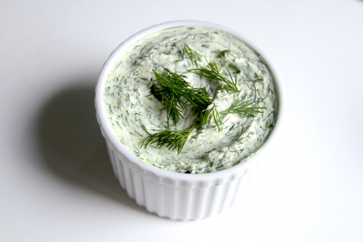 Cream cheese, Dell and Salmon horderves - Picture of Plantation