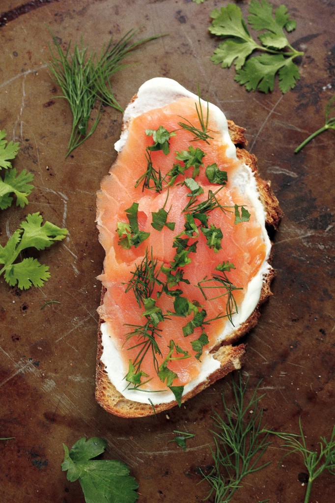 Smoked Salmon Tartines with Fresh Herbs and Creamy Wasabi Spread 