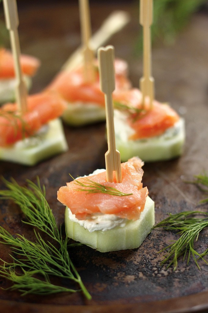 Smoked Salmon and Cream Cheese Cucumber Bites