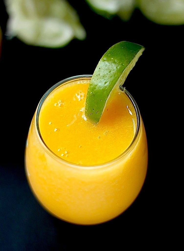 The BEST Mango Margaritas!!! SO easy to make at home.