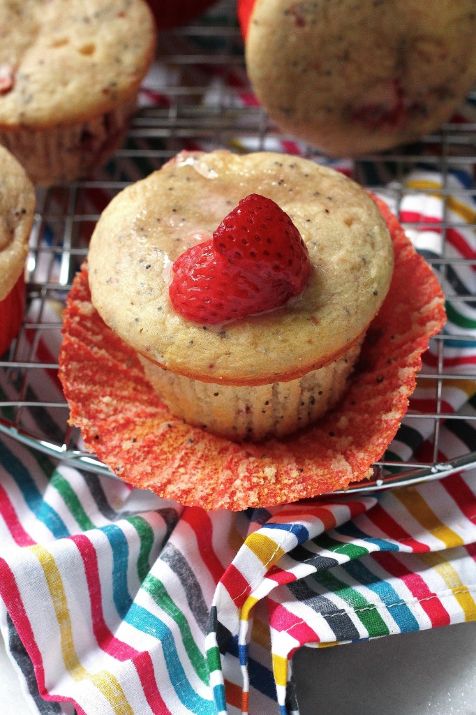 Strawberry Poppy Seed Breakfast Buns 