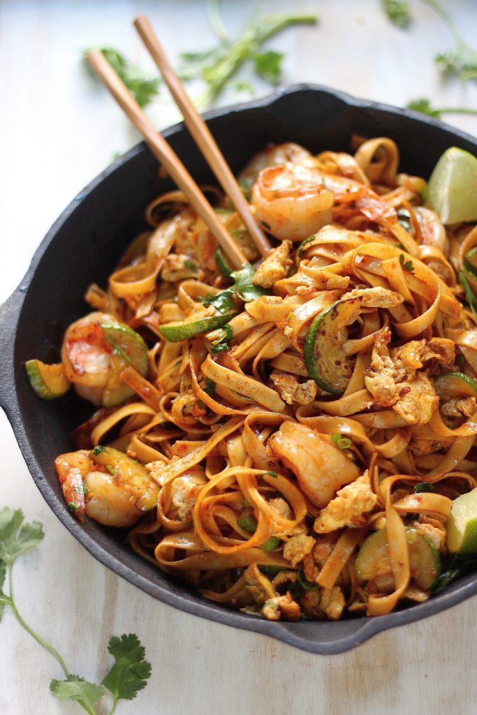 20-Minute Spicy Sriracha Shrimp and Zucchini Lo Mein