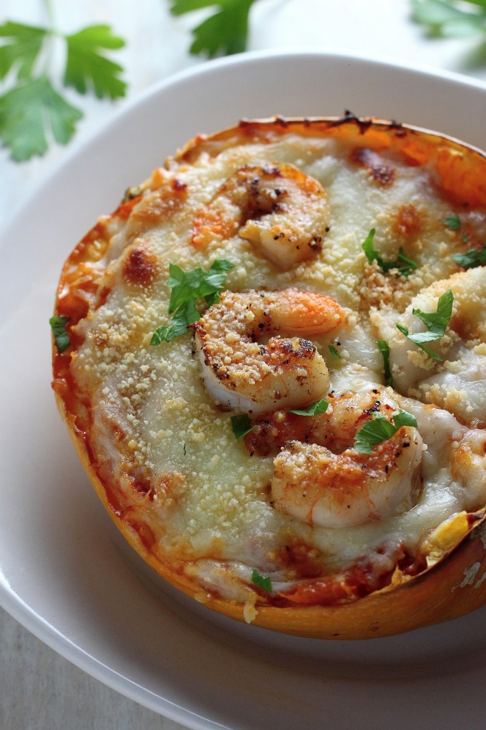 Skinny Shrimp Parmesan Spaghetti Squash 