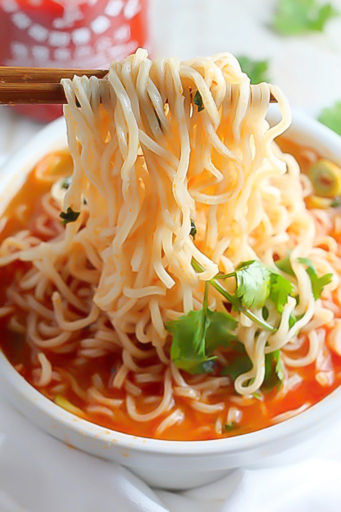 20-Minute Spicy Sriracha Ramen Noodle Soup (Video) - Baker by Nature