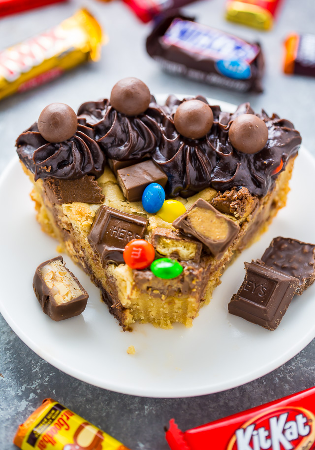 This easy to make Halloween Candy Cookie Cake is the perfect way to use up leftover candy! A hit with kids and adults!