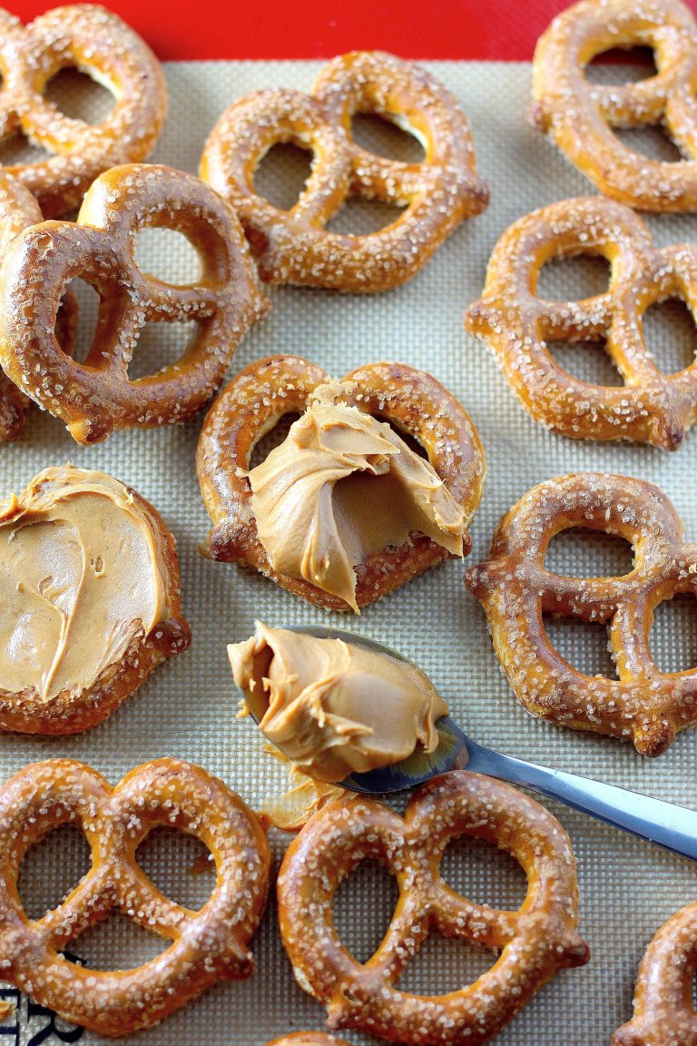 Double Chocolate Dipped Peanut Butter Stuffed Pretzels Baker by Nature