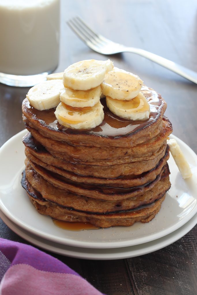 Healthy Banana Bread Pancakes 