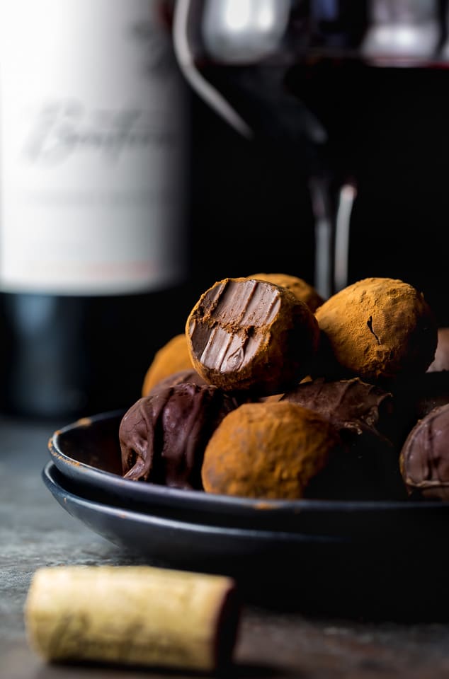 You'll love this fun and easy recipe for Red Wine Chocolate Truffles! Because is there anything better than red wine and chocolate?!