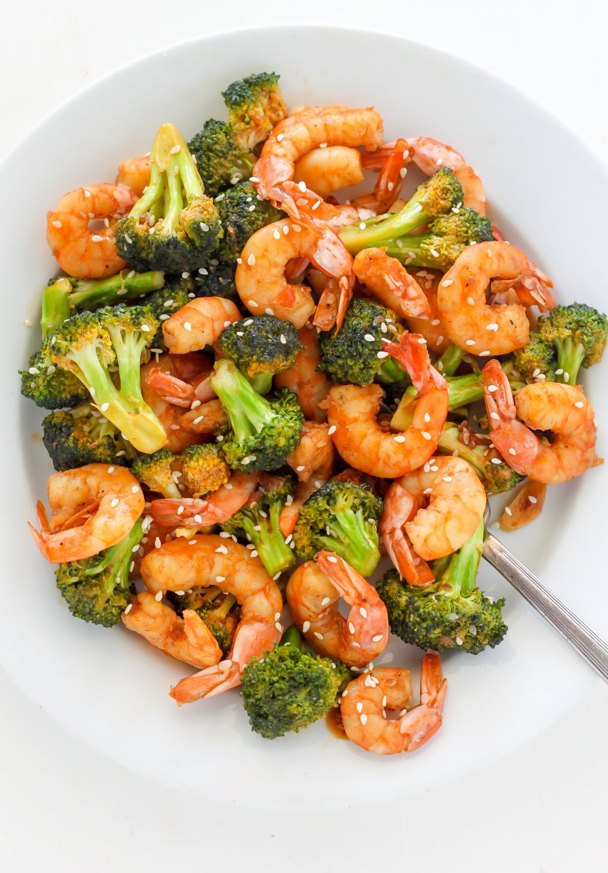 20-Minute Skinny Sriracha Shrimp and Broccoli - Baker by Nature