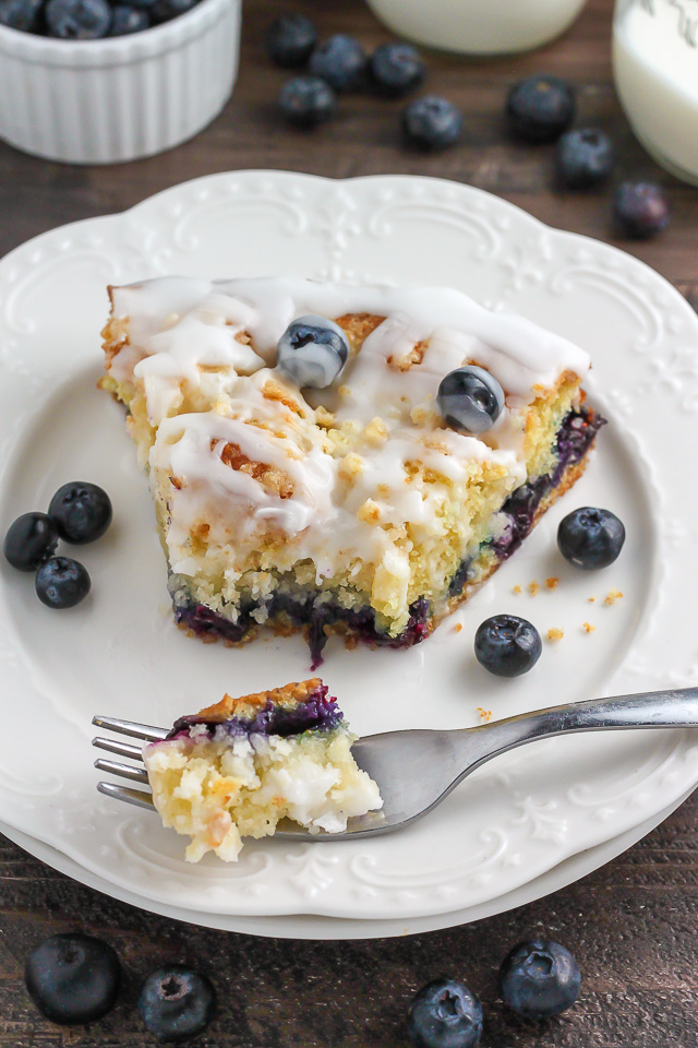 Biscuit Blueberry Cake with Bisquick (+Video) - The Country Cook