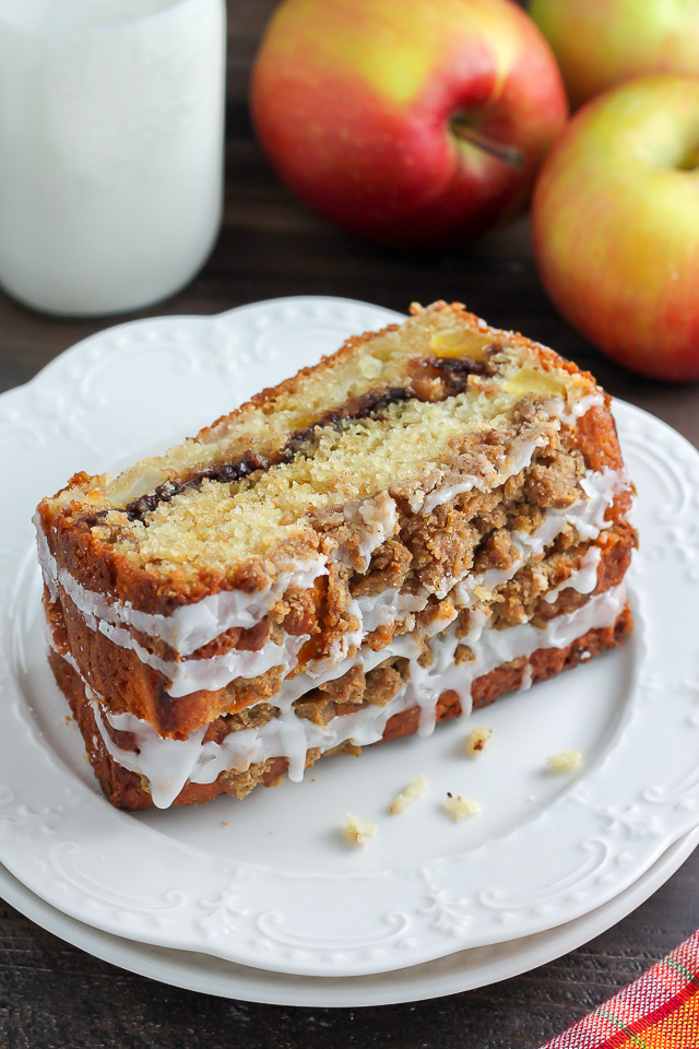 Cinnamon Swirl Apple Crumb Cake