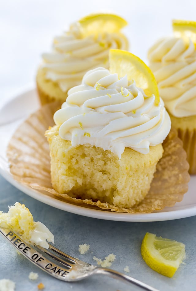 One-Bowl Lemon Ricotta Cupcakes!