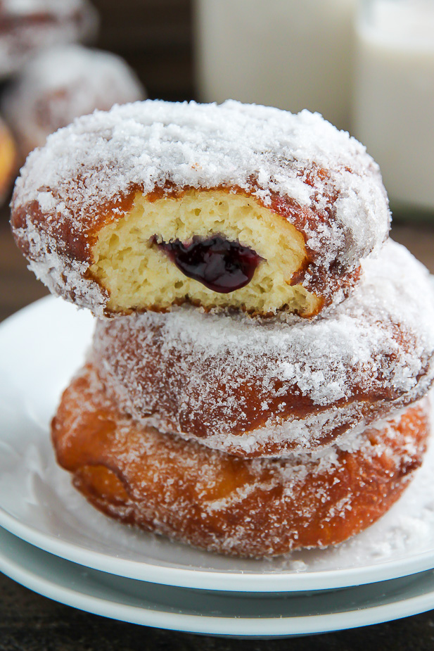 Sweet and simple Old-Fashioned Jelly Doughnuts. Totally worth every-single-bite.