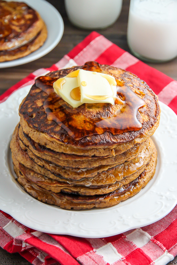 Whole Wheat Gingerbread Pancakes