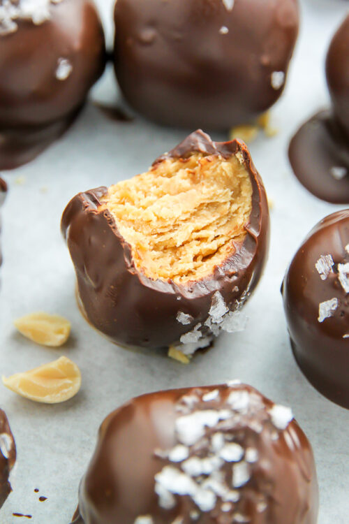 Made with creamy peanut butter, semi-sweet chocolate, flaky sea salt, and not much else! These may just be the tastiest truffles in the universe.
