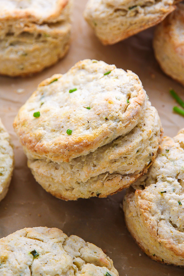 Fluffy and flavorful sour cream and chive scones! A great choice for breakfast, brunch, or dinner.