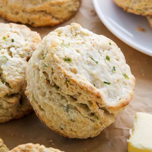 Fluffy and flavorful sour cream and chive scones! A great choice for breakfast, brunch, or dinner.