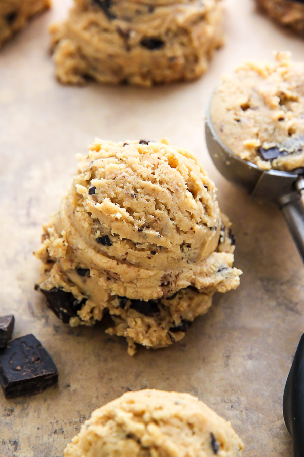 Ultra thick soft batch peanut butter cookies loaded with chocolate chunks! Perfect with a cup of coffee or a cold glass of milk.