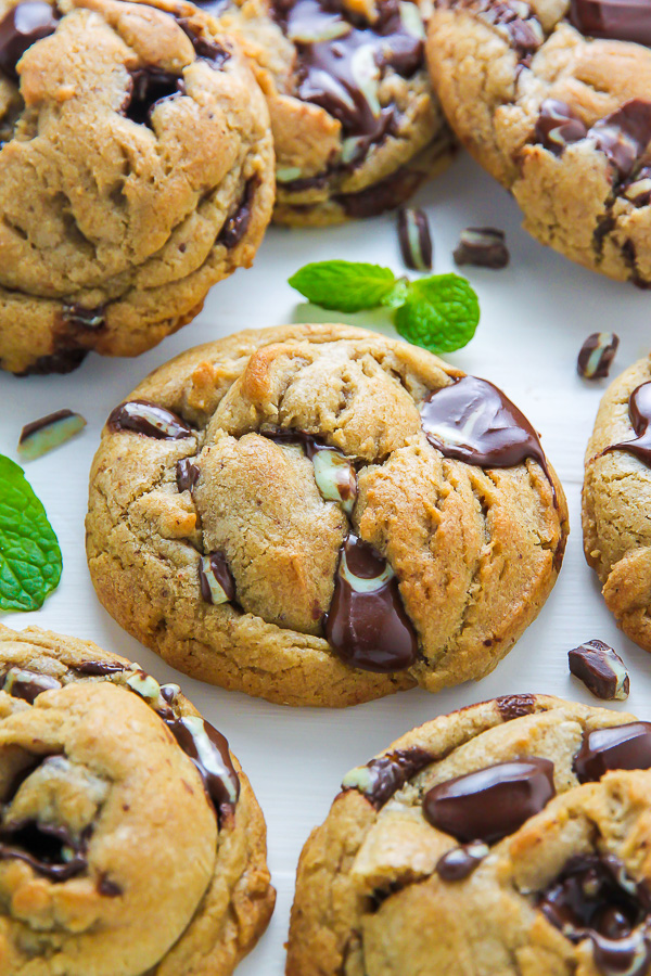 If you adore the combination of mint and chocolate, these thick and chewy mint chocolate chunk cookies are for you!