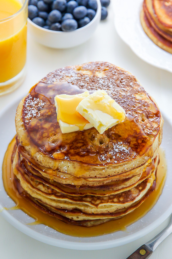 My favorite recipe for fluffy homemade buttermilk pancakes! SO EASY.