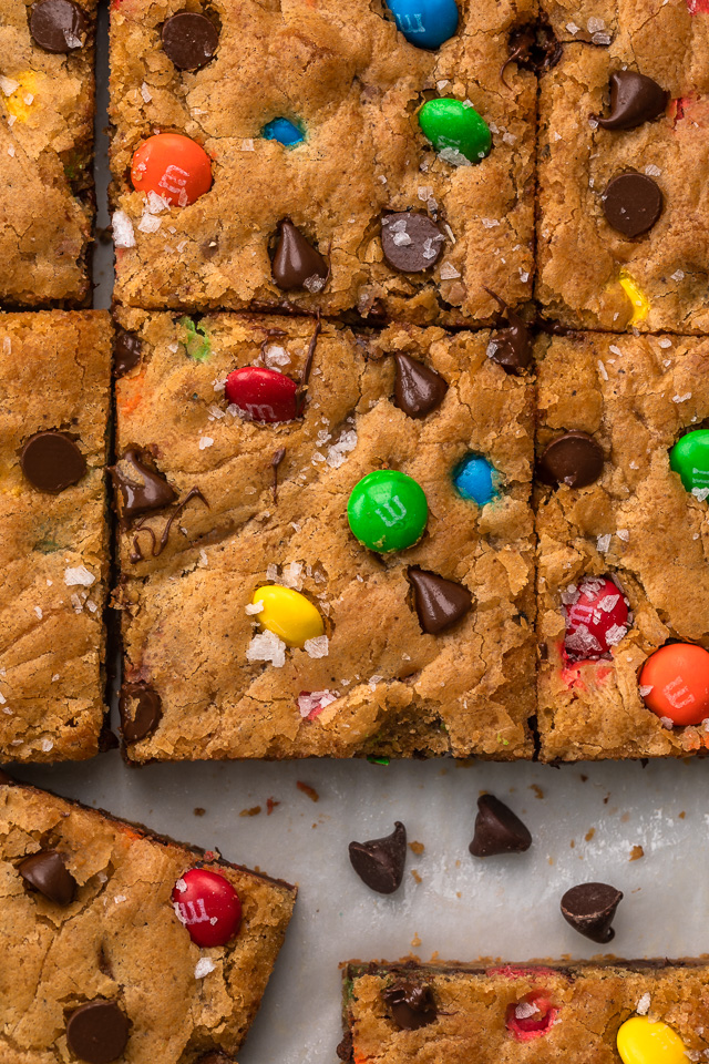 These thick and chewy Brown Butter M&M Blondies are irresistible! An easy cookie bar that's loaded with chocolate chips and M&M candies. Loved by kids and adults, this blondie recipe is always a crowd pleaser! 