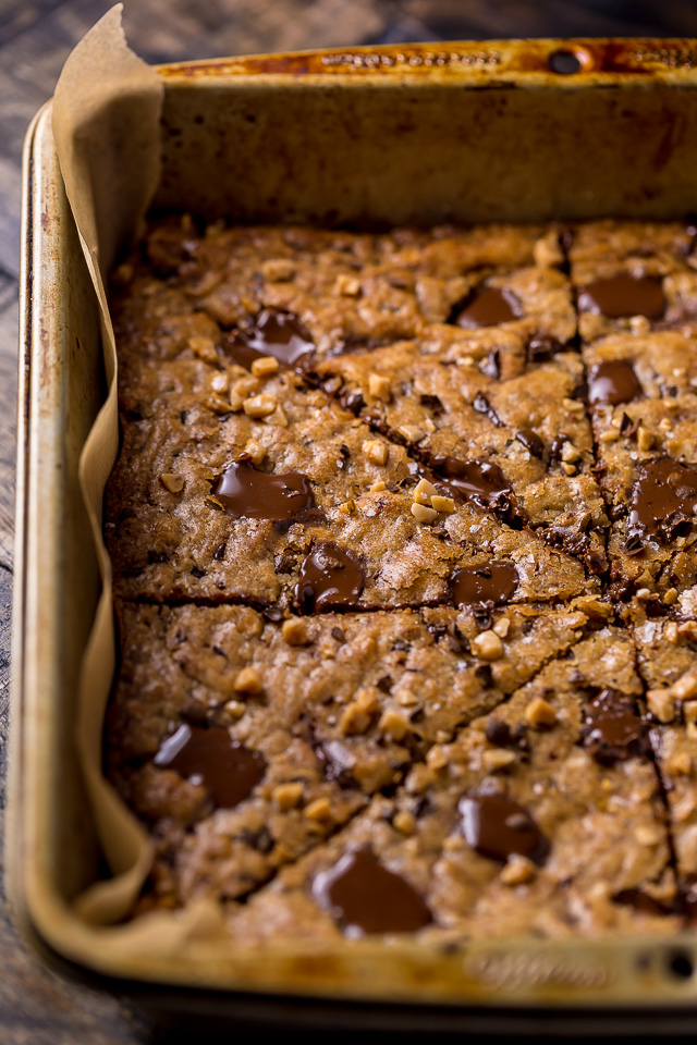 These thick and chewy brown butter espresso toffee blondies loaded with toffee are made in one bowl! So easy and SO delicious!