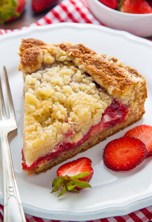 Moist and buttery strawberry crumb cake topped with sweet vanilla glaze!