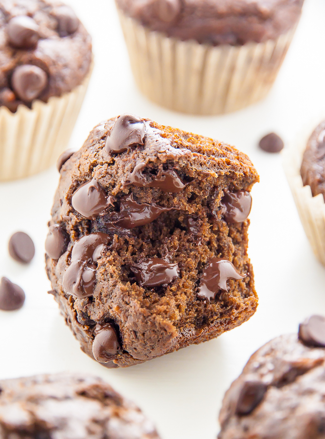 Healthy Double Chocolate Banana Muffins! Devilishly decadent and only 181 calories per serving.