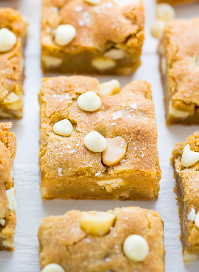 Chewy White Chocolate Macadamia Nut Cookie Bars! 