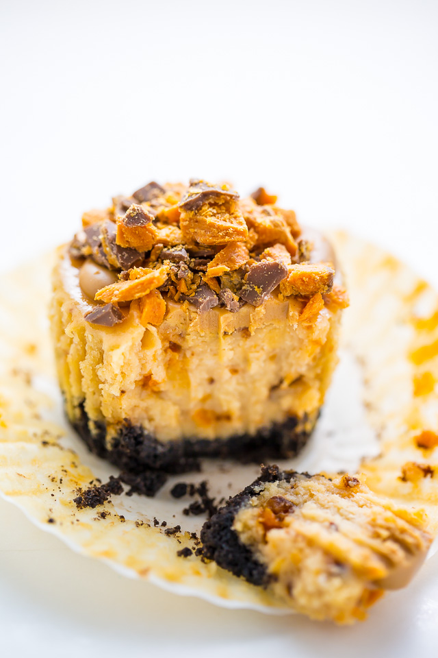 Incredibly delicious Mini PEANUT BUTTER Butterfinger Cheesecakes!