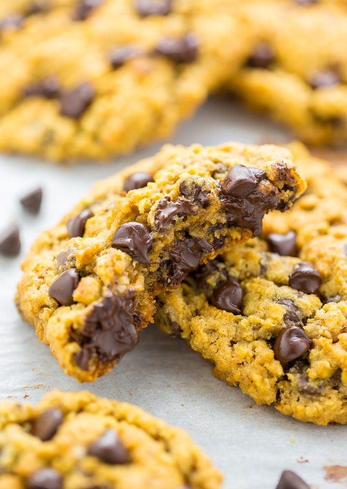 My Pumpkin Oatmeal Chocolate Chip Cookies have chewy centers and crispy edges! Sure to become a Fall favorite.