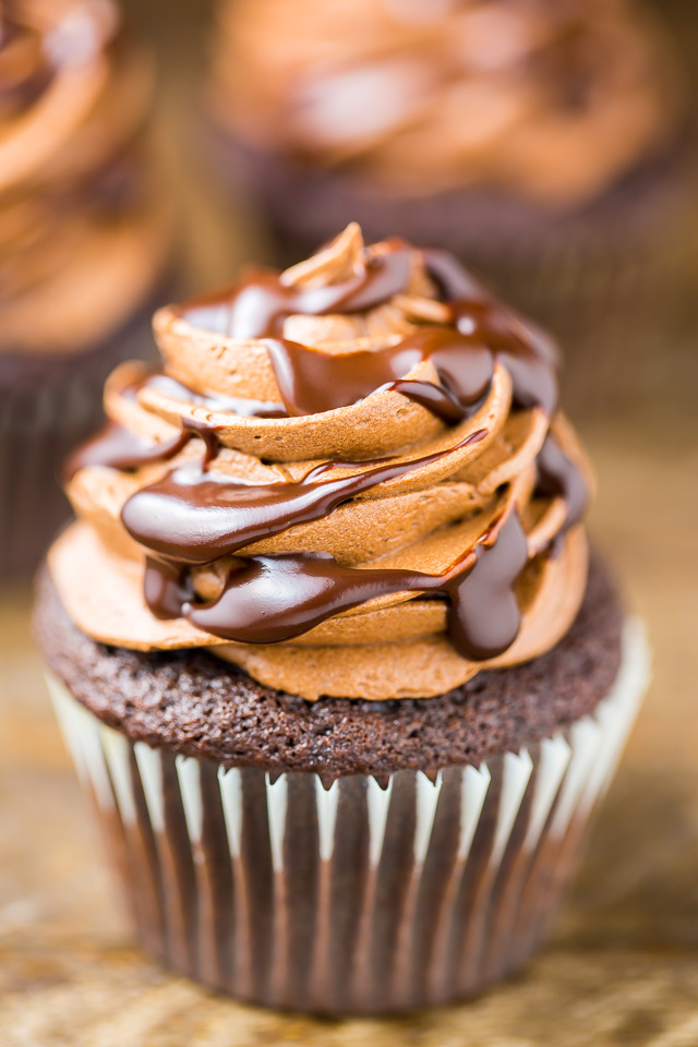 Coffee lovers will go CRAZY over these Kahlua Chocolate Cupcakes! Rich, decadent, and a little boozy.