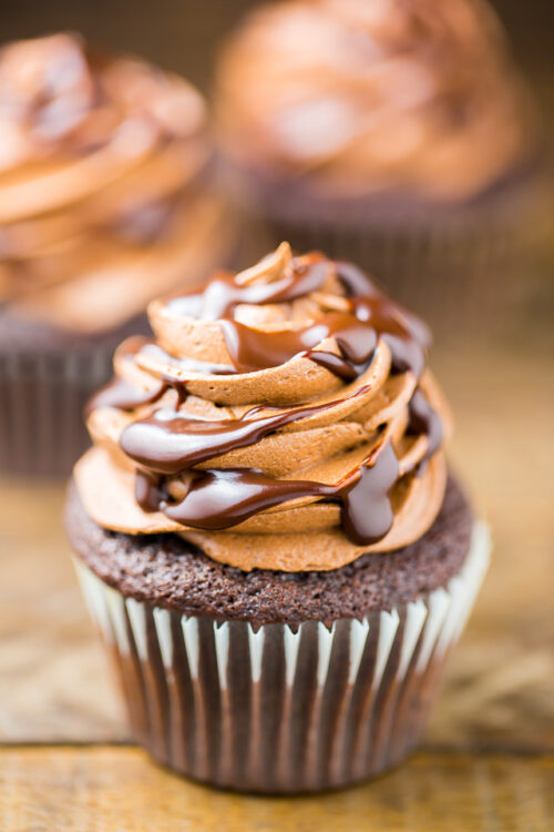 Coffee lovers will go CRAZY over these Kahlua Chocolate Cupcakes! Rich, decadent, and a little boozy.