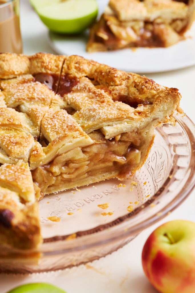 Apple pie in pie plate.