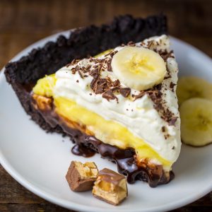 An easy no-bake recipe for Black-Bottom Banana Cream Pie!