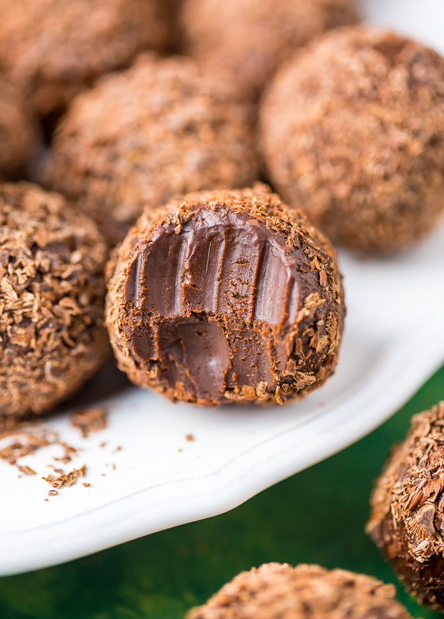 Melt-in-your-mouth Kahlua Chocolate Truffles are made with just 5 ingredients.