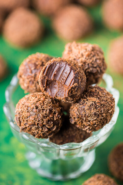 Melt-in-your-mouth Kahlua Chocolate Truffles are made with just 5 ingredients.