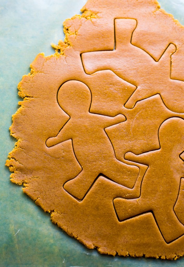 Adorably delicious Brown Butter Gingerbread Men are a MUST bake this holiday season!