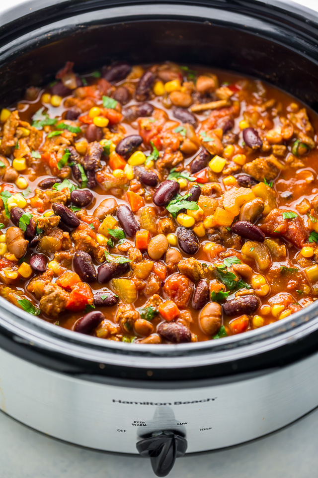 Hearty and comforting slow cooker turkey chili!