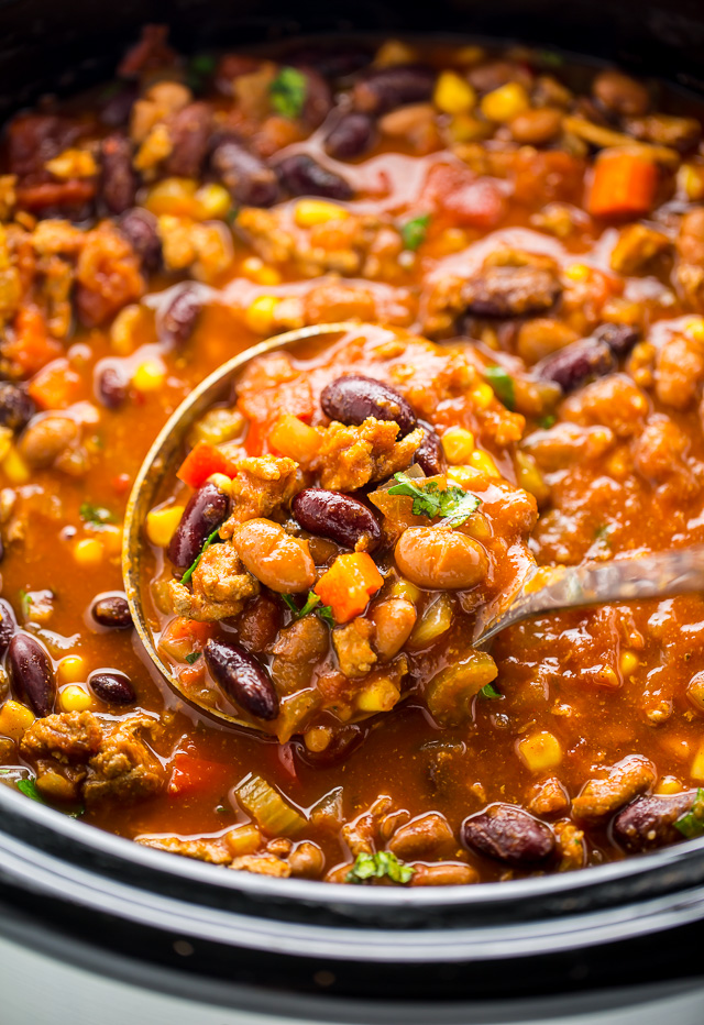 Hearty and comforting slow cooker turkey chili!