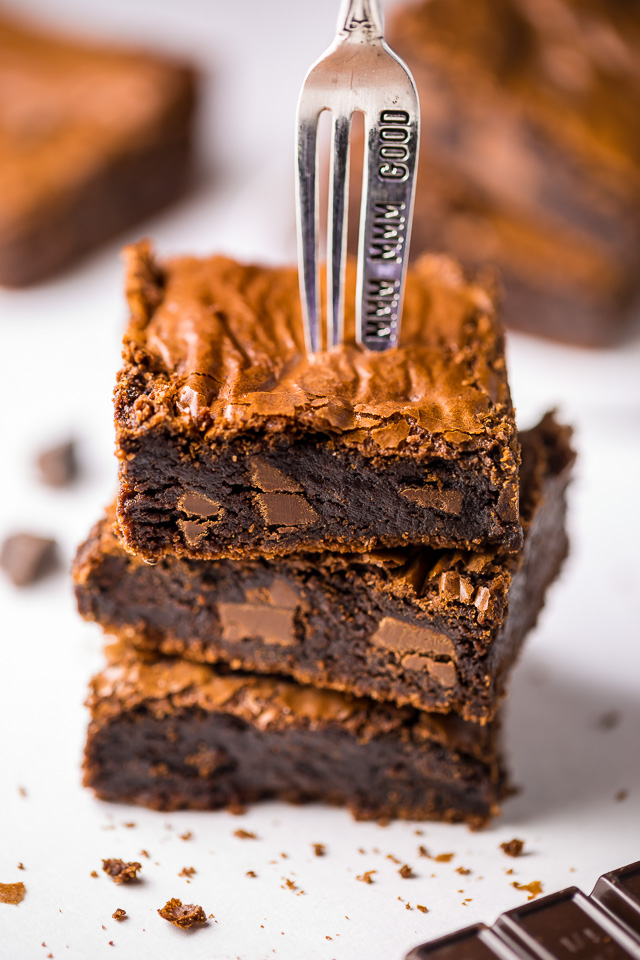 Thick and FUDGY Espresso Chocolate Chunk Brownies! Bake these now ;)