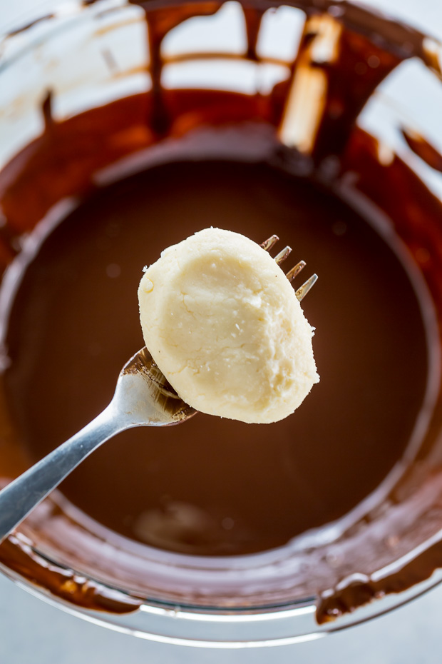 Homemade BUTTER CREAM EGGS! So much better than store-bought and fun to make!