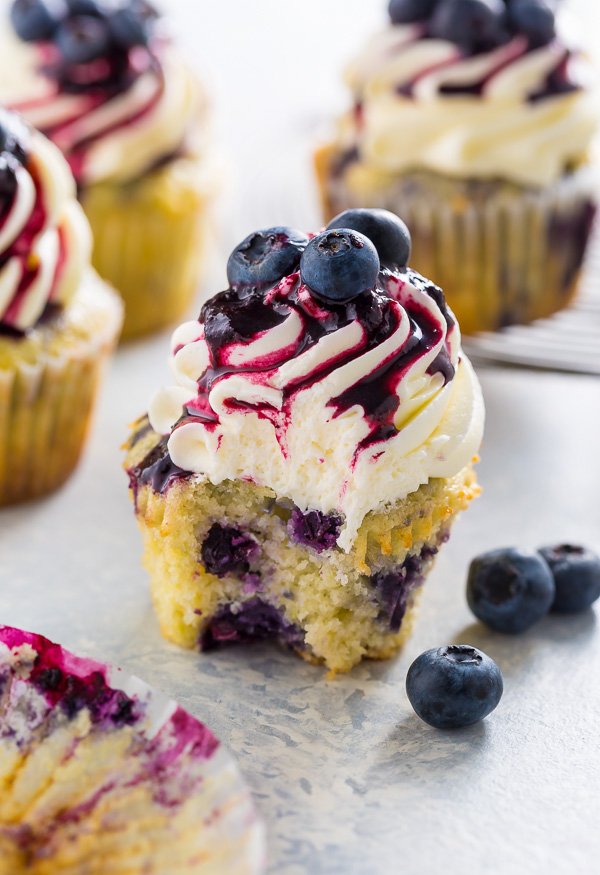 Stunning and delicious, these White Chocolate Blueberry Cupcakes are a must bake for blueberry lovers!