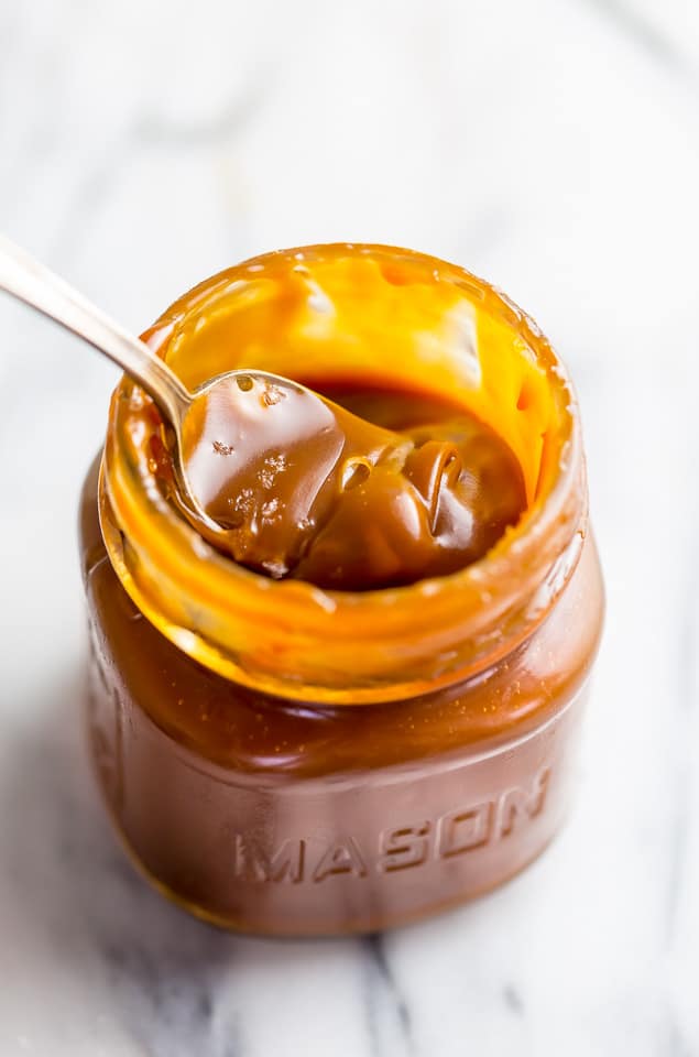  An easy 6-Ingredient recipe for Salted Caramel Sauce! No candy thermometer needed!