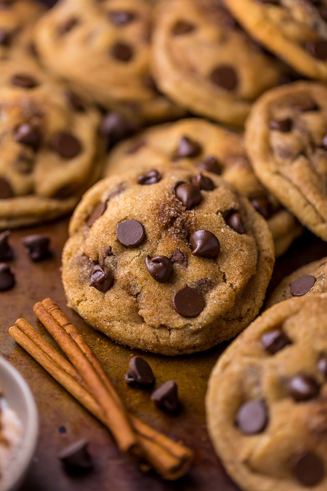 Thick and chewy, these Brown Butter Chocolate Chip Snickerdoodles are the ultimate holiday cookie!