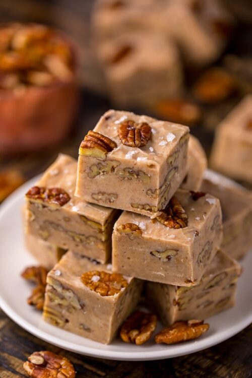 Butter Pecan Fudge made with just 6 simple ingredients! So darn good!